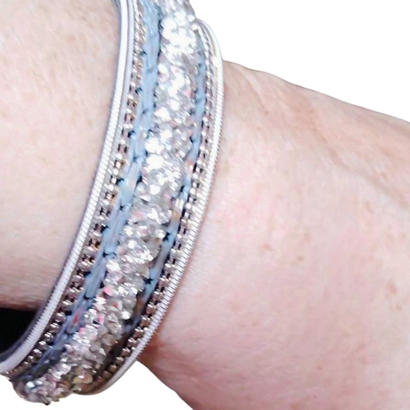 Silver Blue and White Crystal Bracelet Magnetic Locking Clasp - Picture 2 of 10